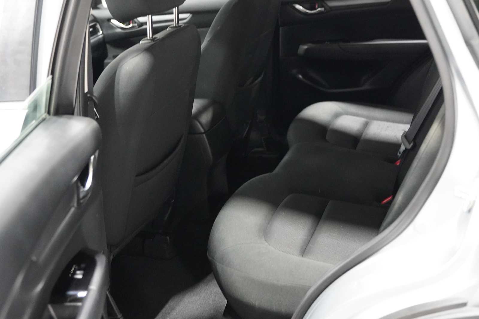 Used 2018 Sonic Silver Metallic Mazda Sport image 21