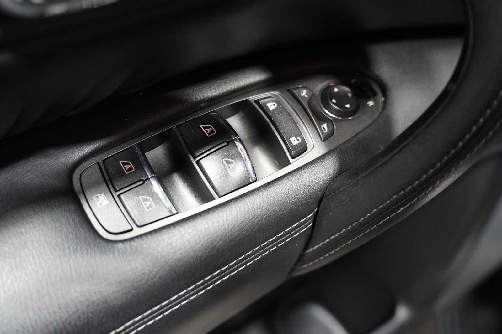 Used 2017 Hermosa Blue Nissan Platinum image 20