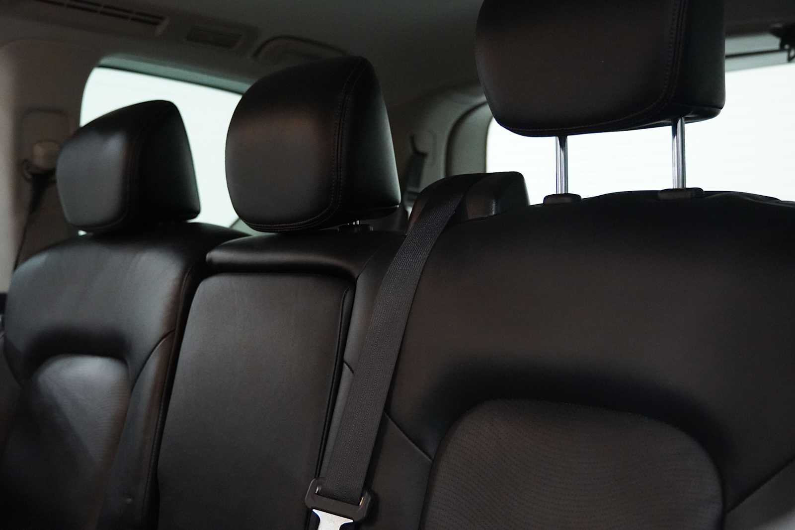 Used 2017 Hermosa Blue Nissan Platinum image 21