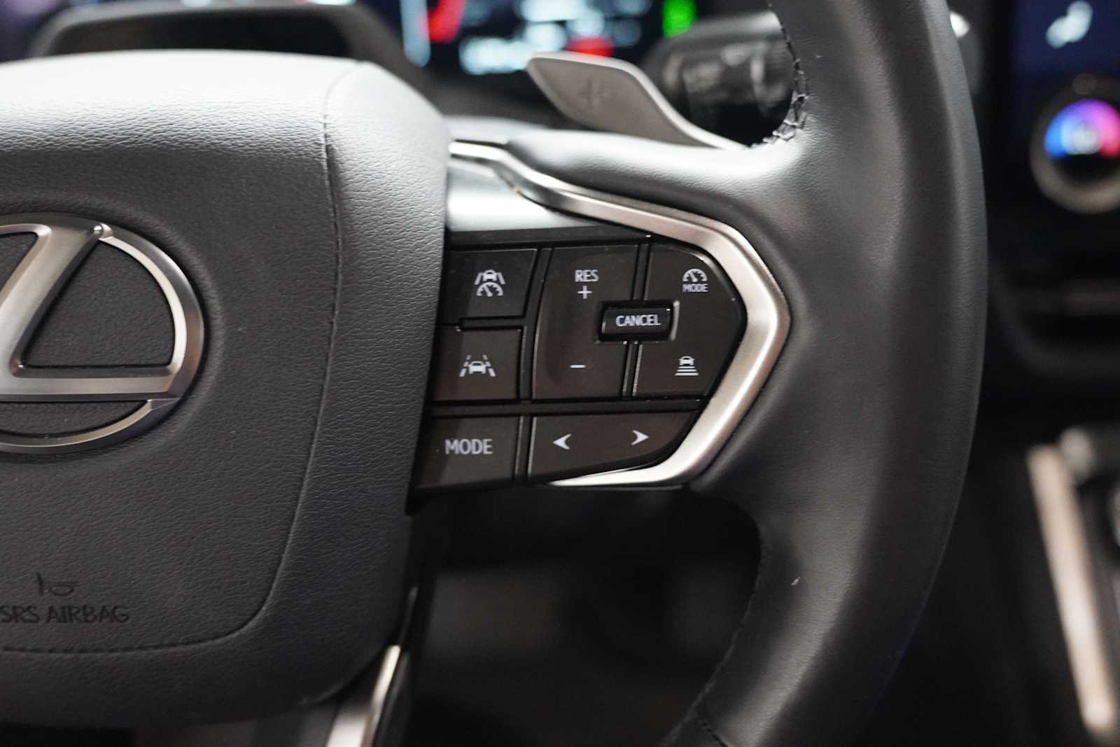 Used 2025 Incognito Lexus Premium+ image 19