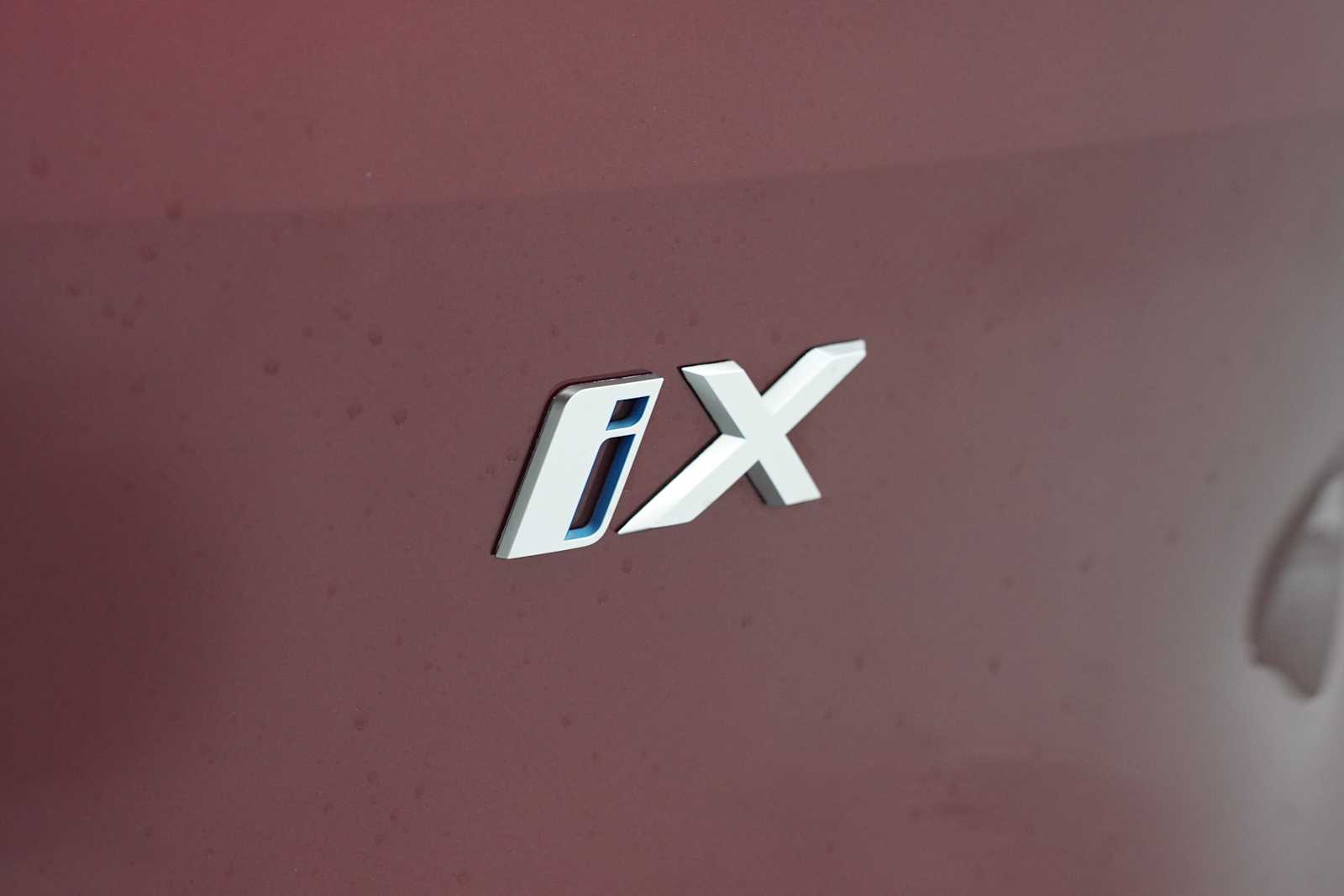 Certified Used 2024 Aventurin Red Metallic BMW xDrive50 image 10