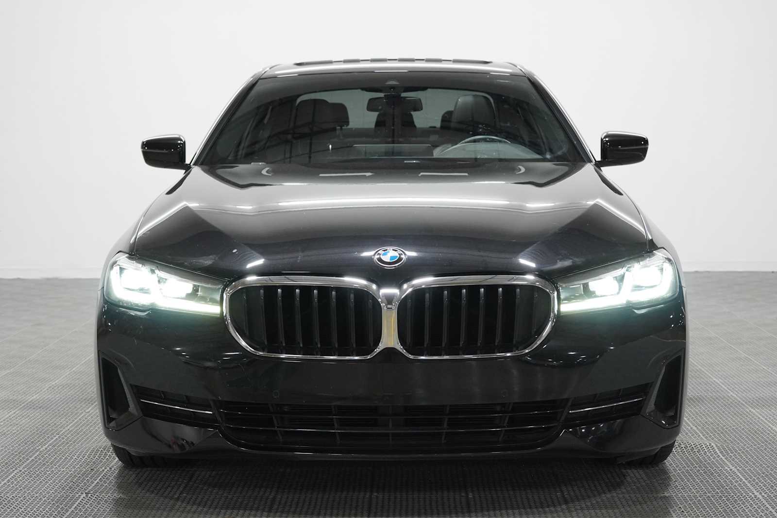 Certified Used 2022 Black Sapphire Metallic BMW 530i xDrive image 2