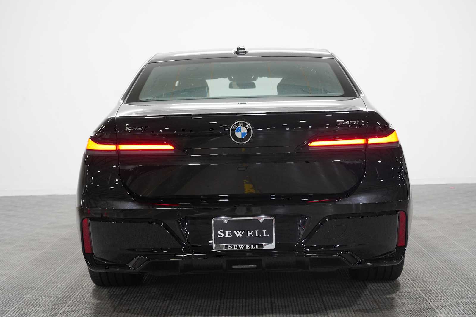 Certified Used 2026 Black Sapphire Metallic BMW 740i xDrive image 12