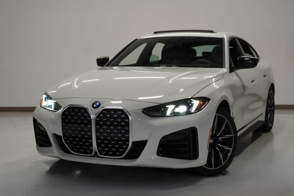 2025 BMW 4 Series 430i's photo