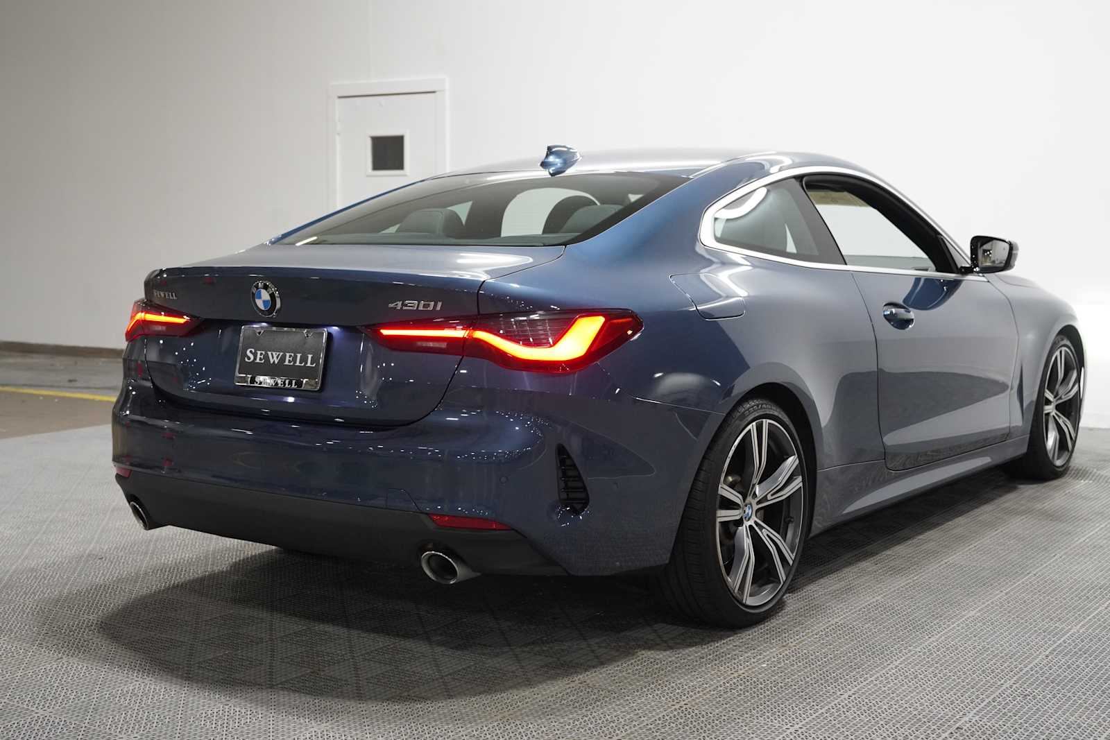 car-gallery-4