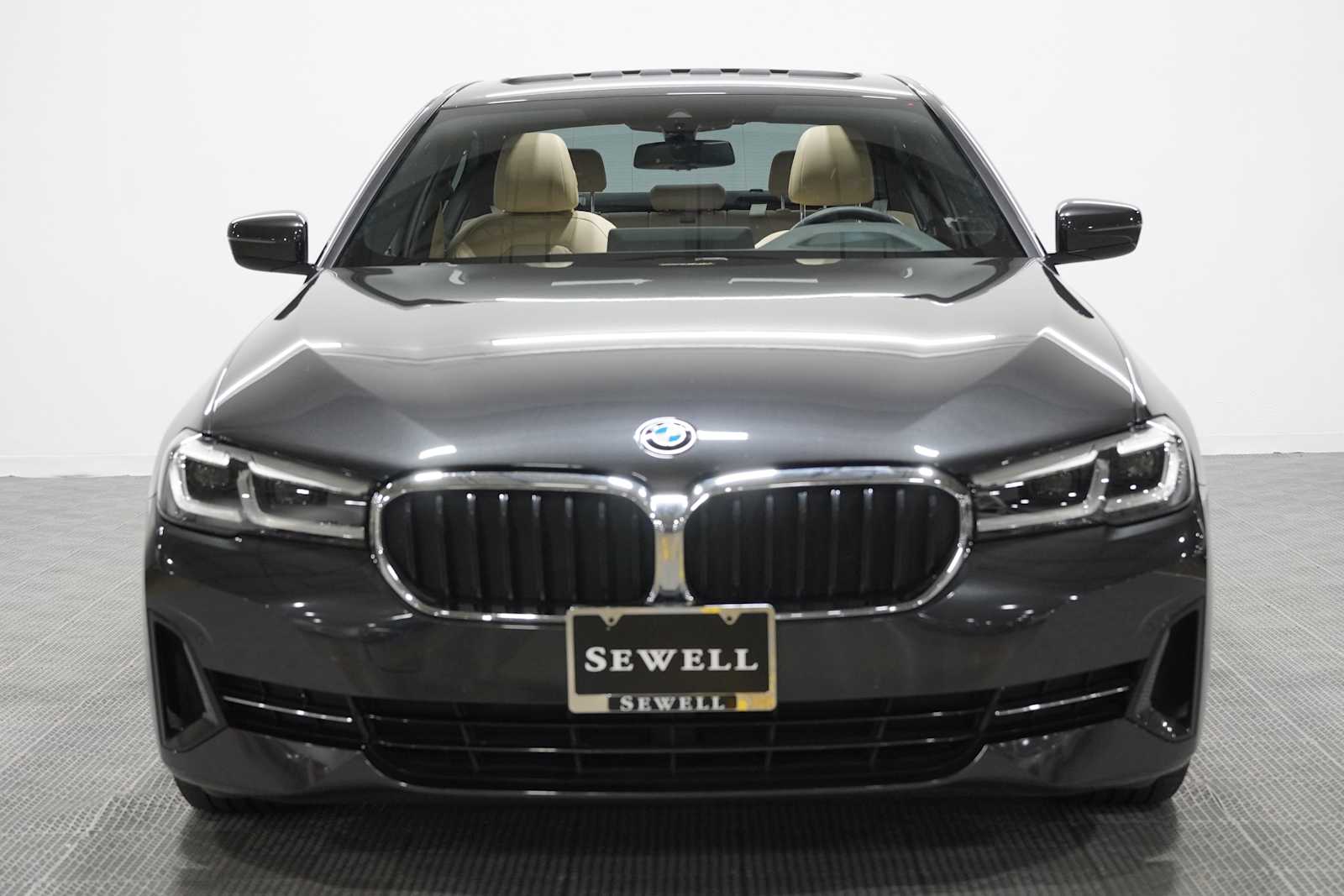 Certified Used 2023 Dark Graphite Metallic BMW 530i image 2