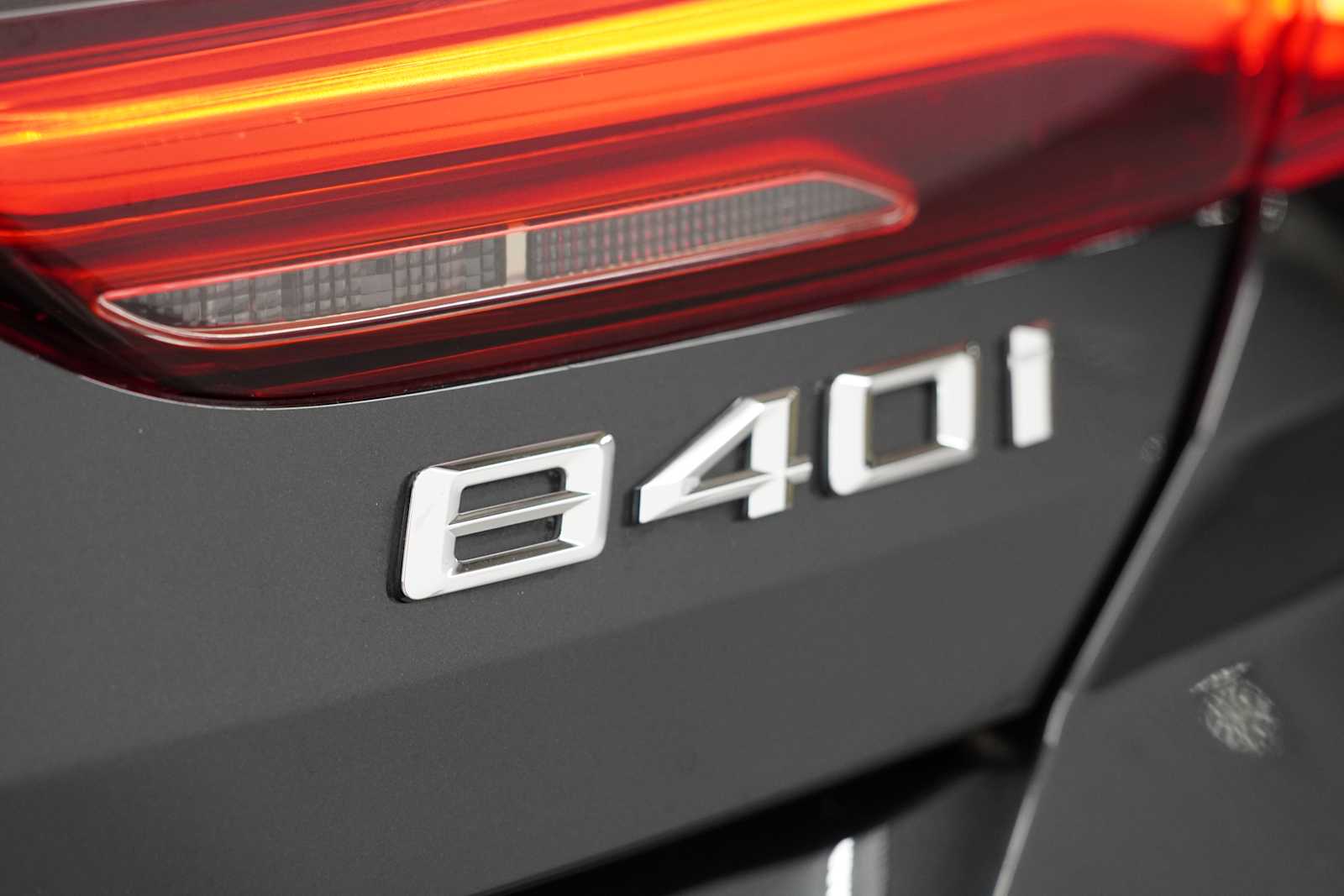 Used 2022 Black Sapphire Metallic BMW 840i image 9