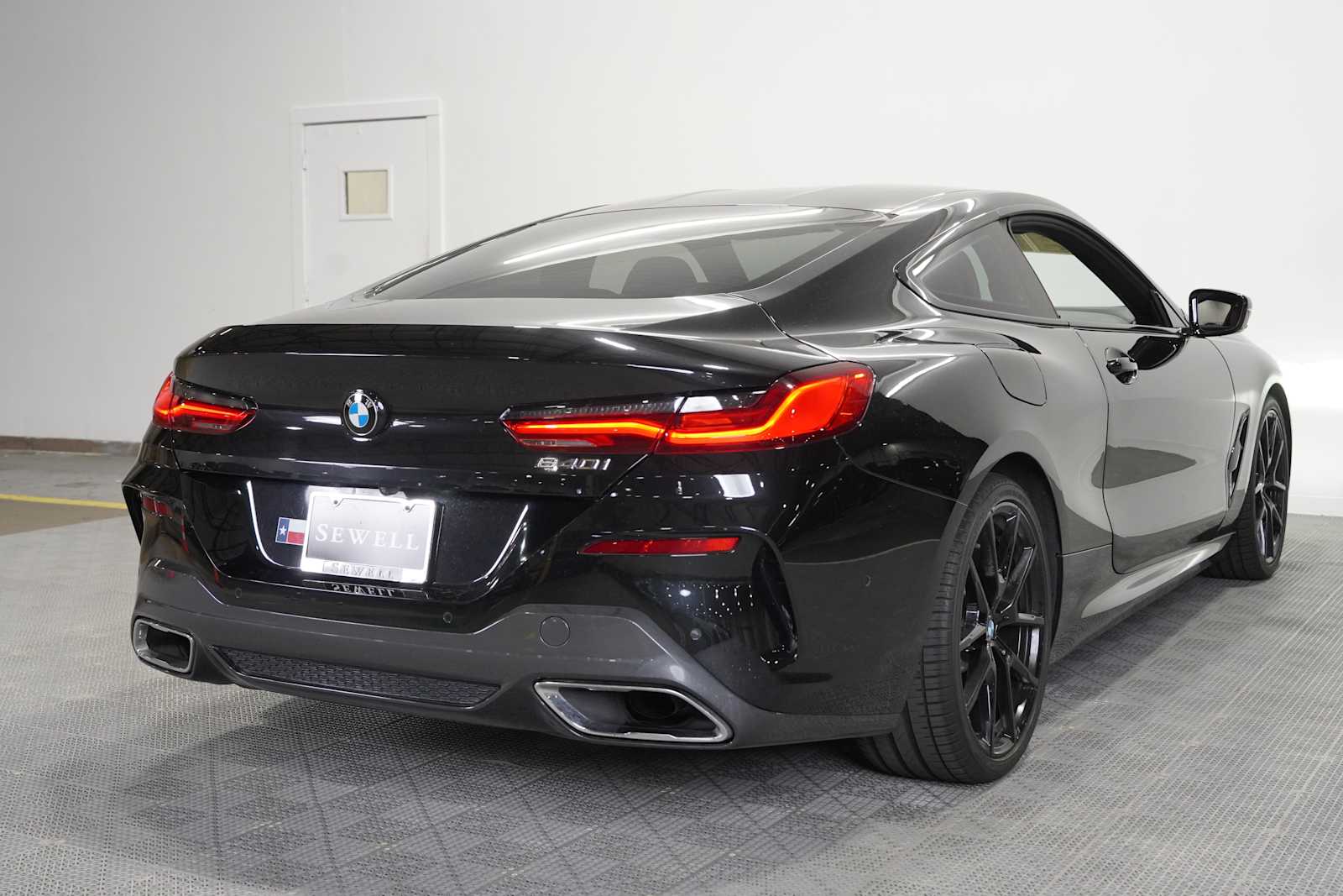 Used 2022 Black Sapphire Metallic BMW 840i image 4