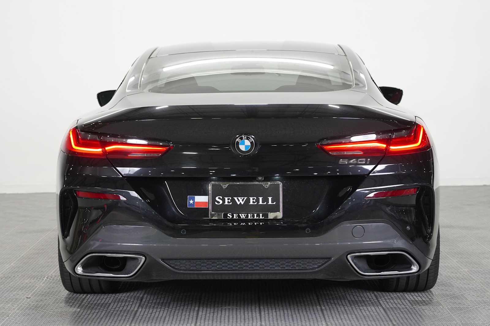 Used 2022 Black Sapphire Metallic BMW 840i image 5