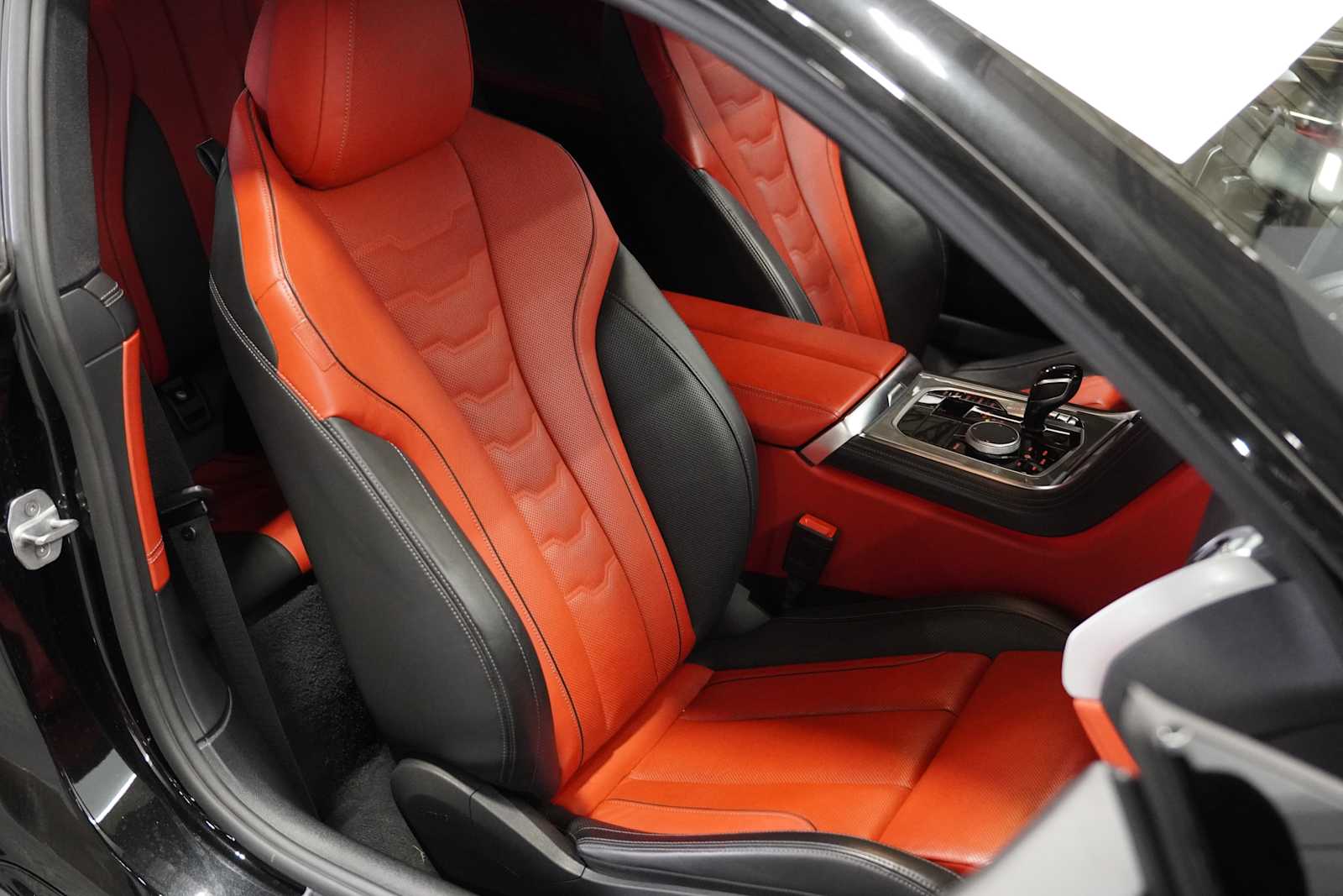 Used 2022 Black Sapphire Metallic BMW 840i image 11