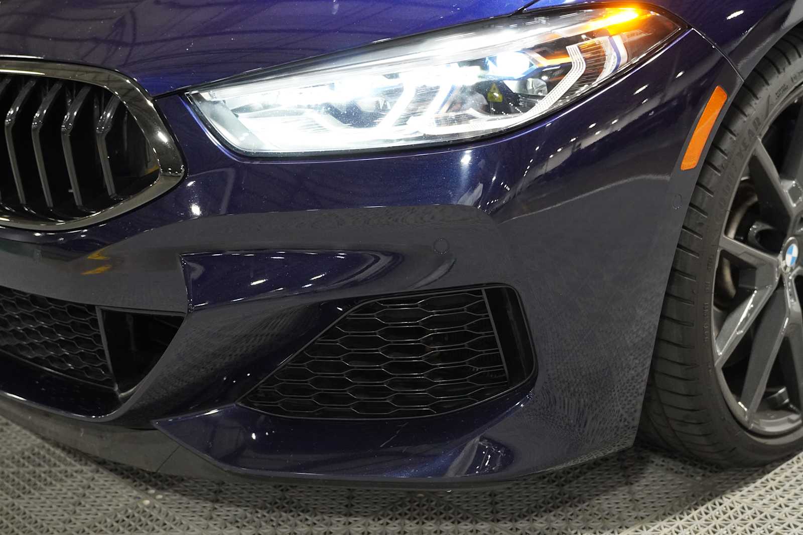 Used 2022 Tanzanite Blue II Metallic BMW M850i xDrive image 7