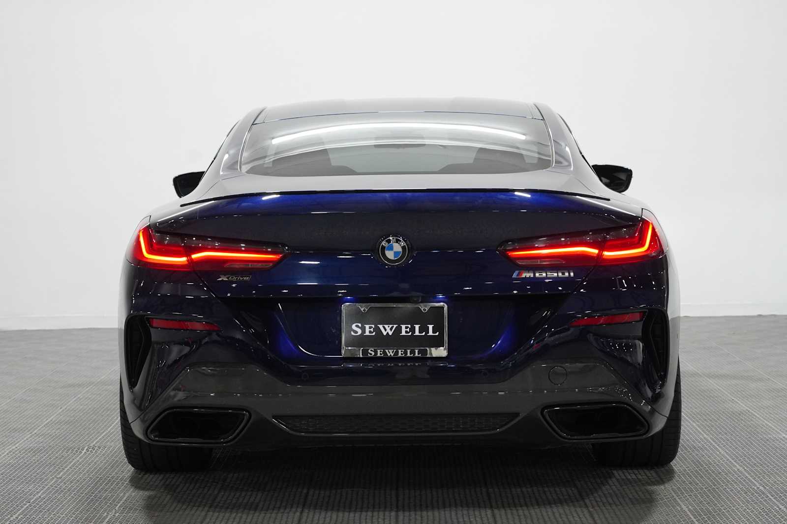 Used 2022 Tanzanite Blue II Metallic BMW M850i xDrive image 5