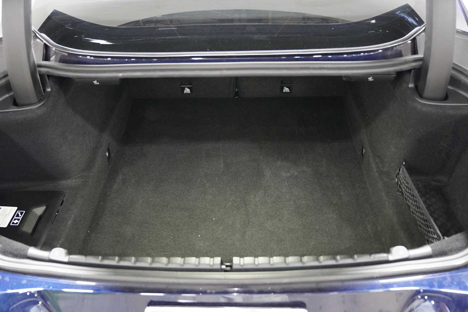 Used 2022 Tanzanite Blue II Metallic BMW M850i xDrive image 24