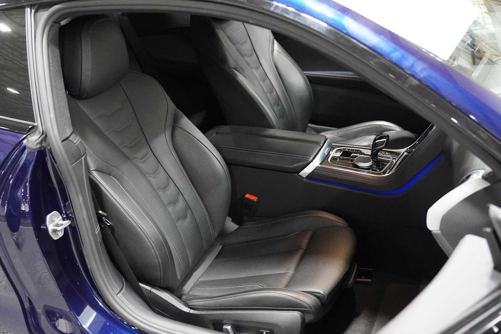 Used 2022 Tanzanite Blue II Metallic BMW M850i xDrive image 12