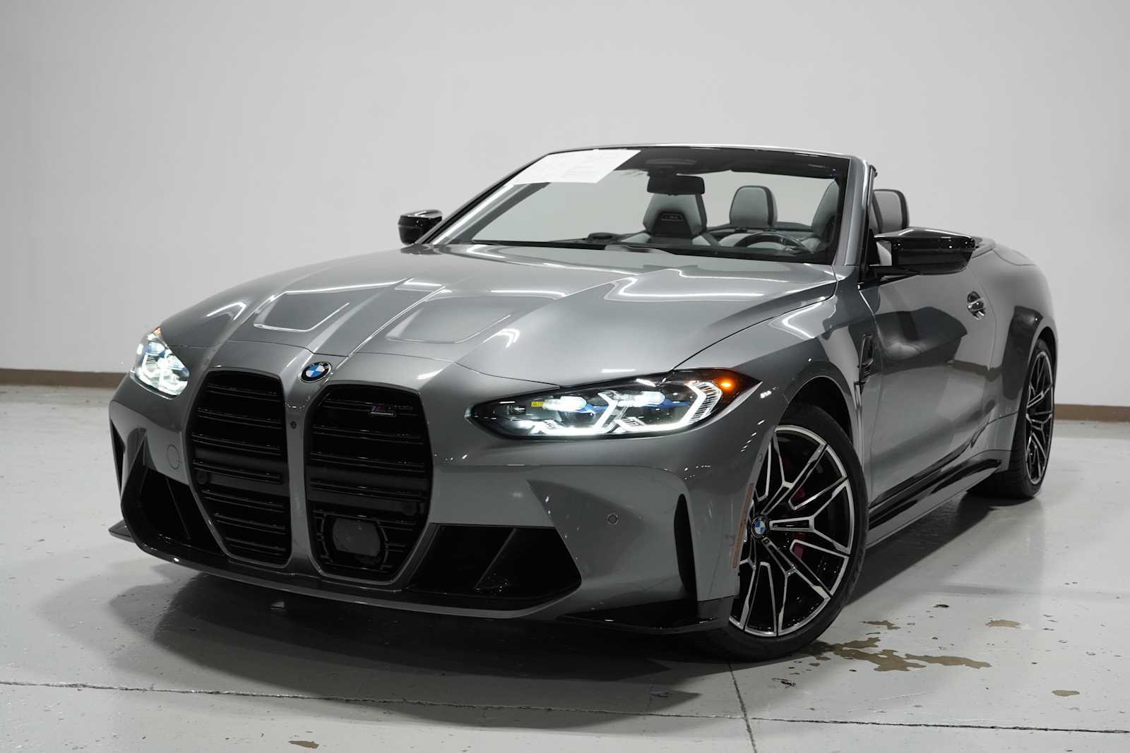 2024 BMW M4 Convertible Base's photo