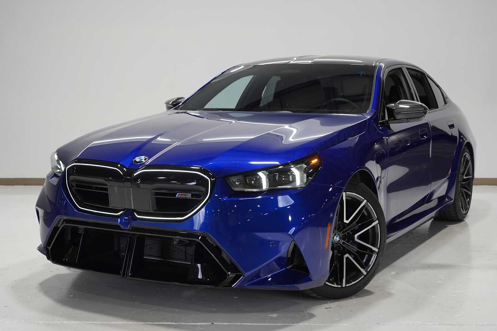 2025 BMW M5 M5's photo