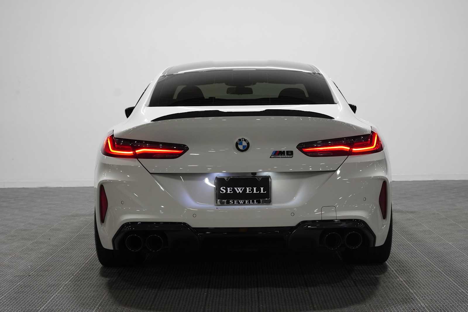 Certified Used 2024 Alpine White BMW Competition image 5