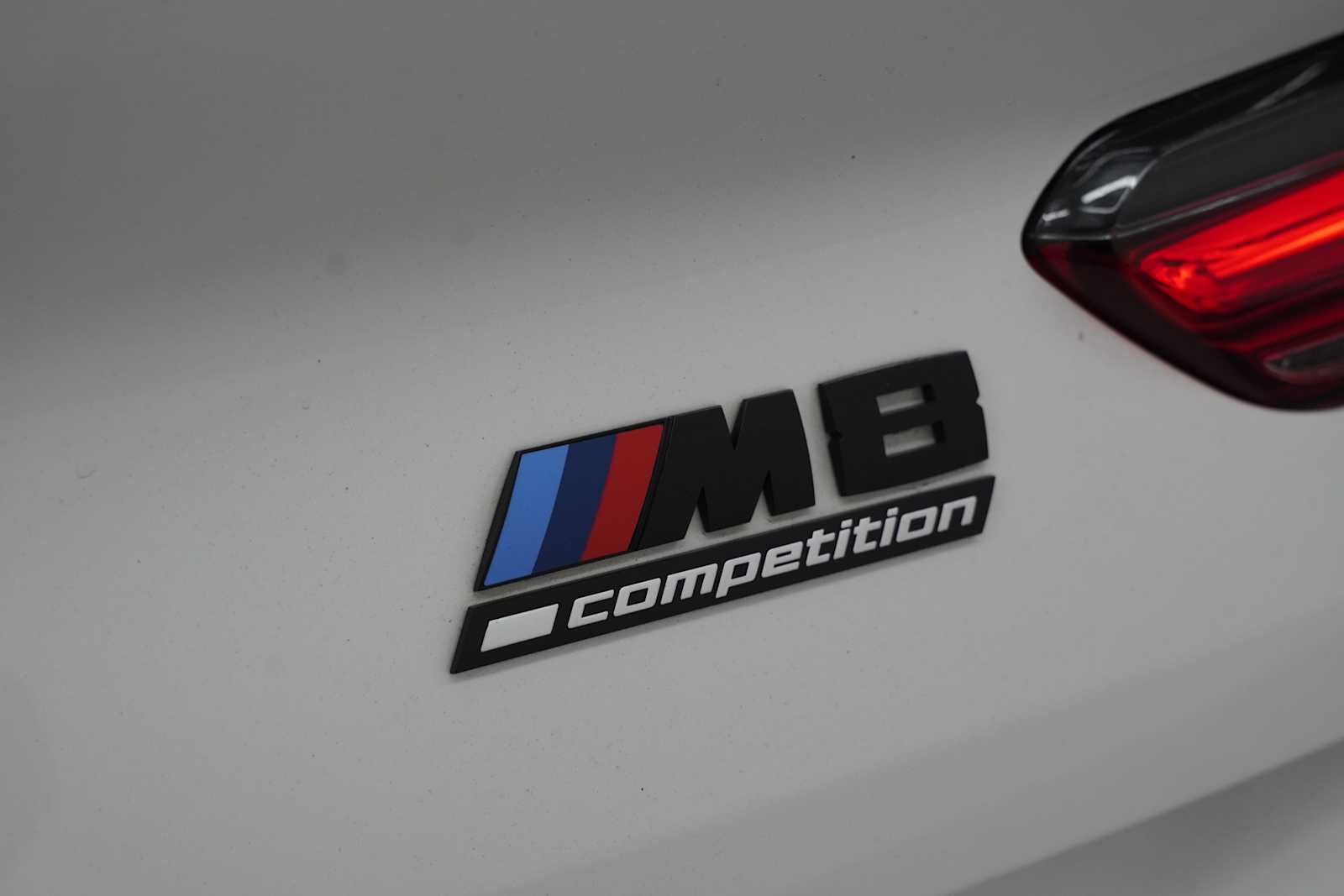 Certified Used 2024 Alpine White BMW Competition image 9