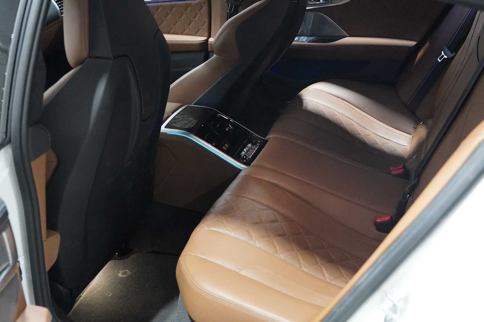 Certified Used 2024 Alpine White BMW Competition image 23