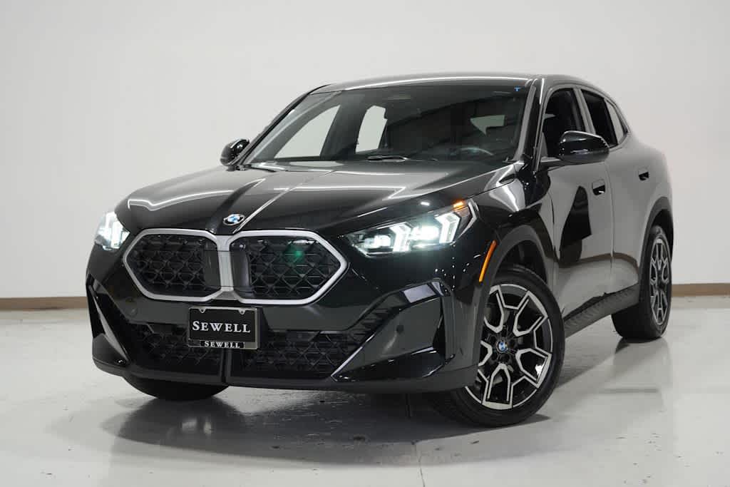 2025 BMW X2 28i's photo