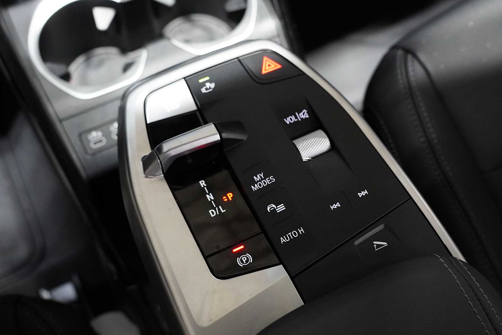 Used 2026 Alpine White BMW xDrive28i image 19