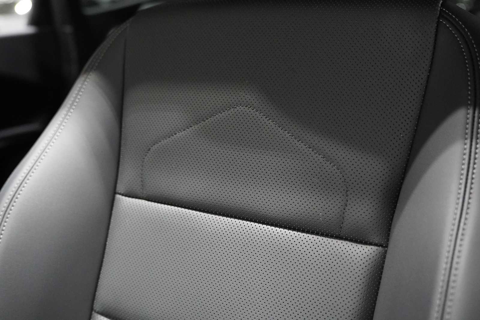 Used 2026 Alpine White BMW xDrive28i image 12