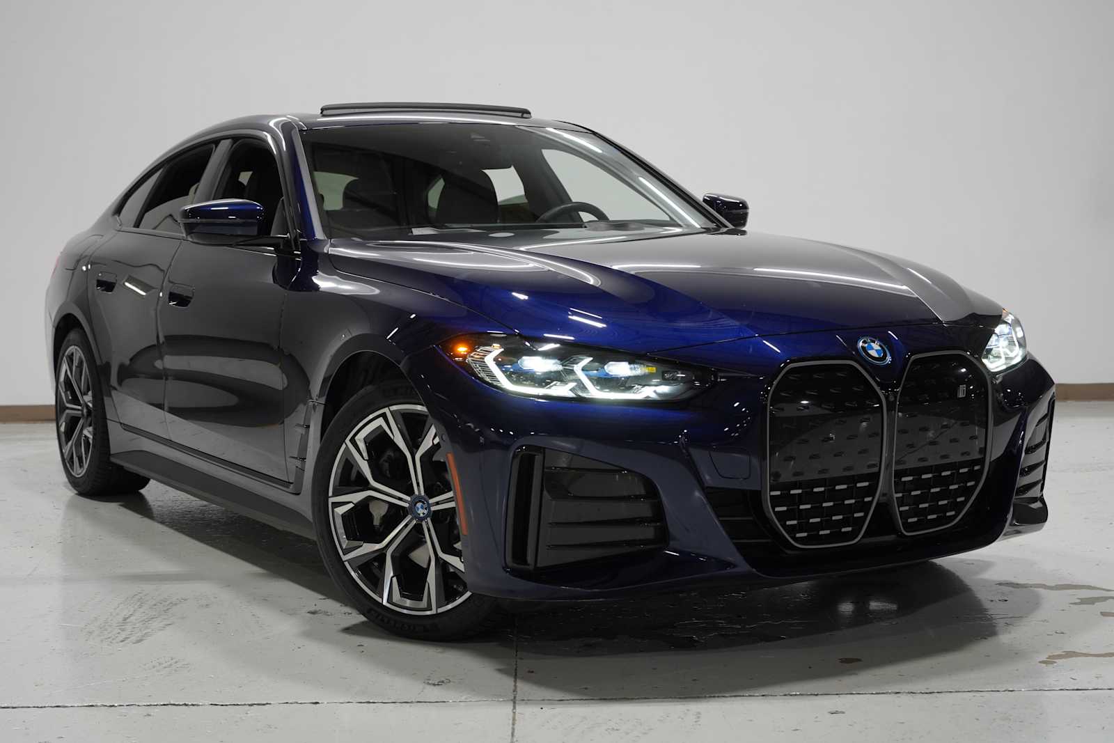 Certified 2022 BMW i4 Base with VIN WBY73AW0XNFM62538 for sale in Plano, TX