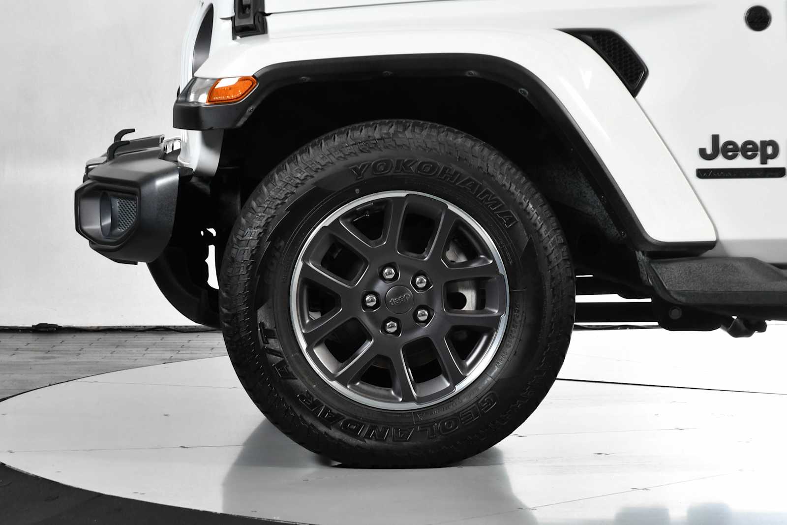 Used 2021 Bright White Clearcoat Jeep Unlimited 80th Anniversary image 11