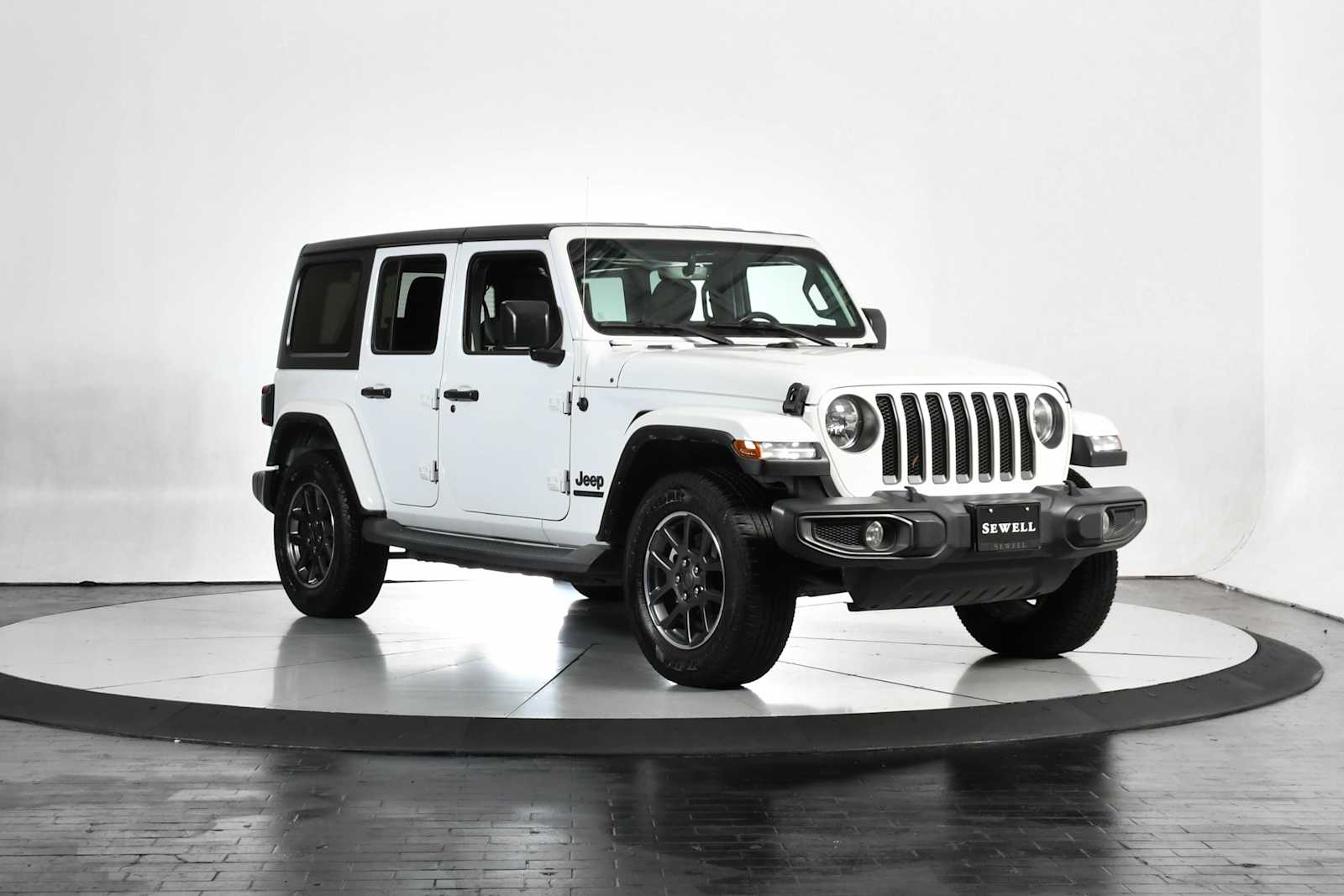 Used 2021 Bright White Clearcoat Jeep Unlimited 80th Anniversary image 8