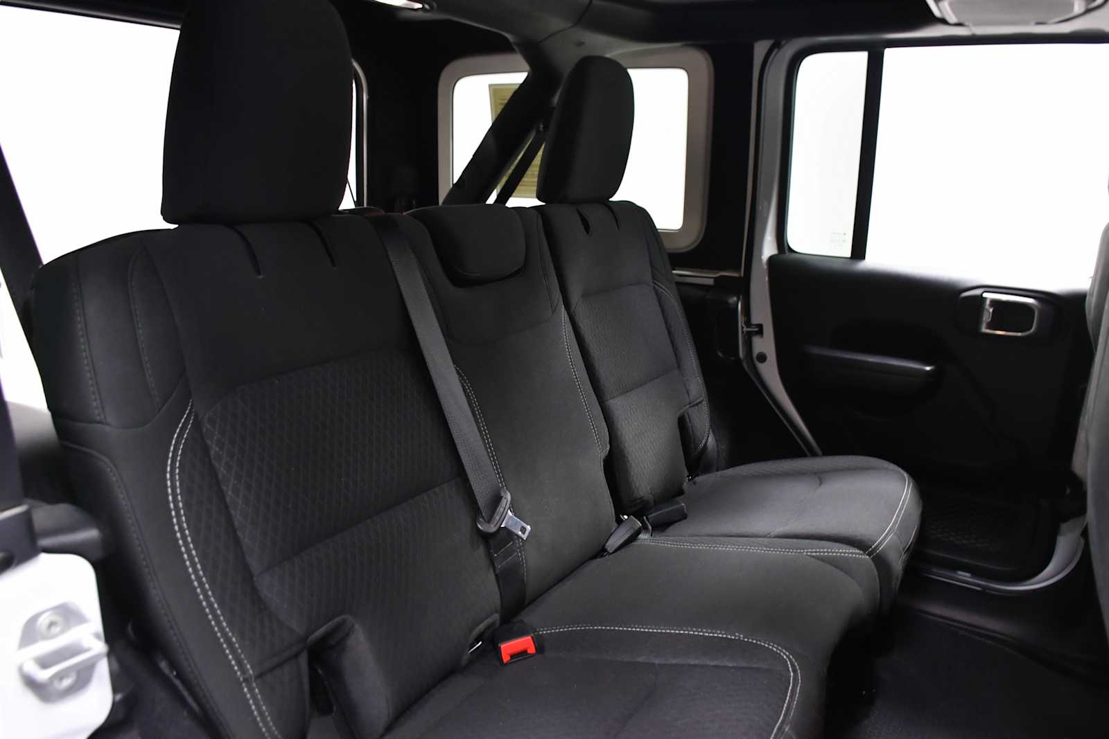 Used 2021 Bright White Clearcoat Jeep Unlimited 80th Anniversary image 23