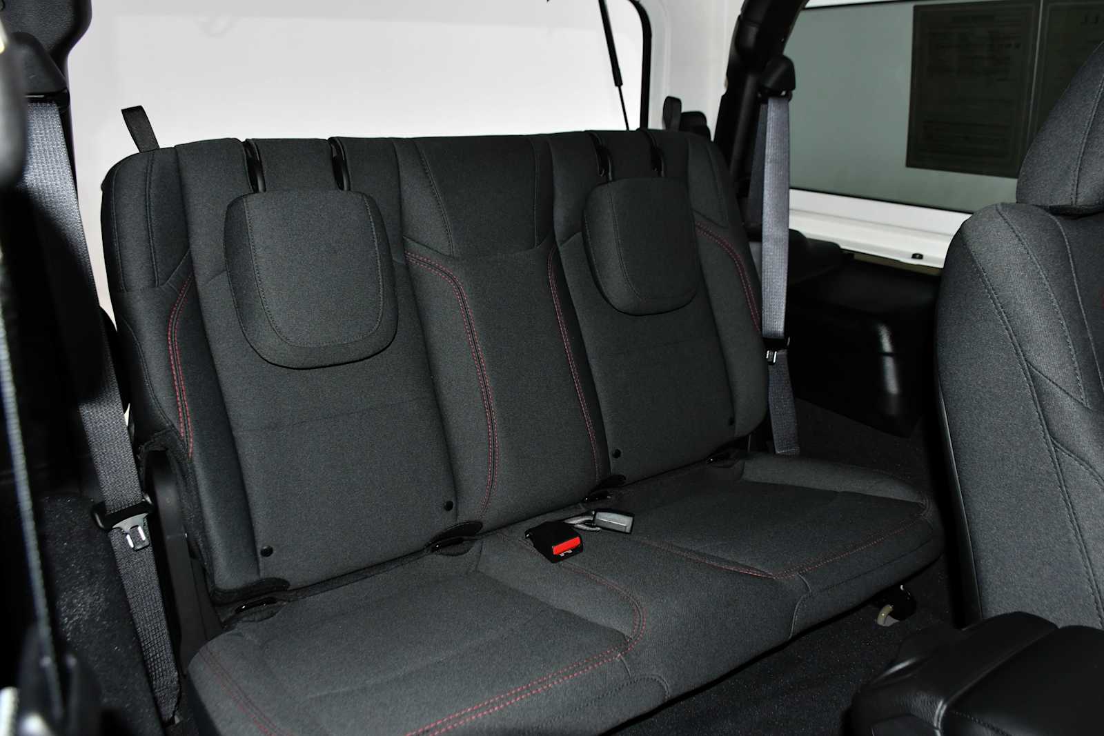 Used 2025 Green (41) Jeep Rubicon image 24