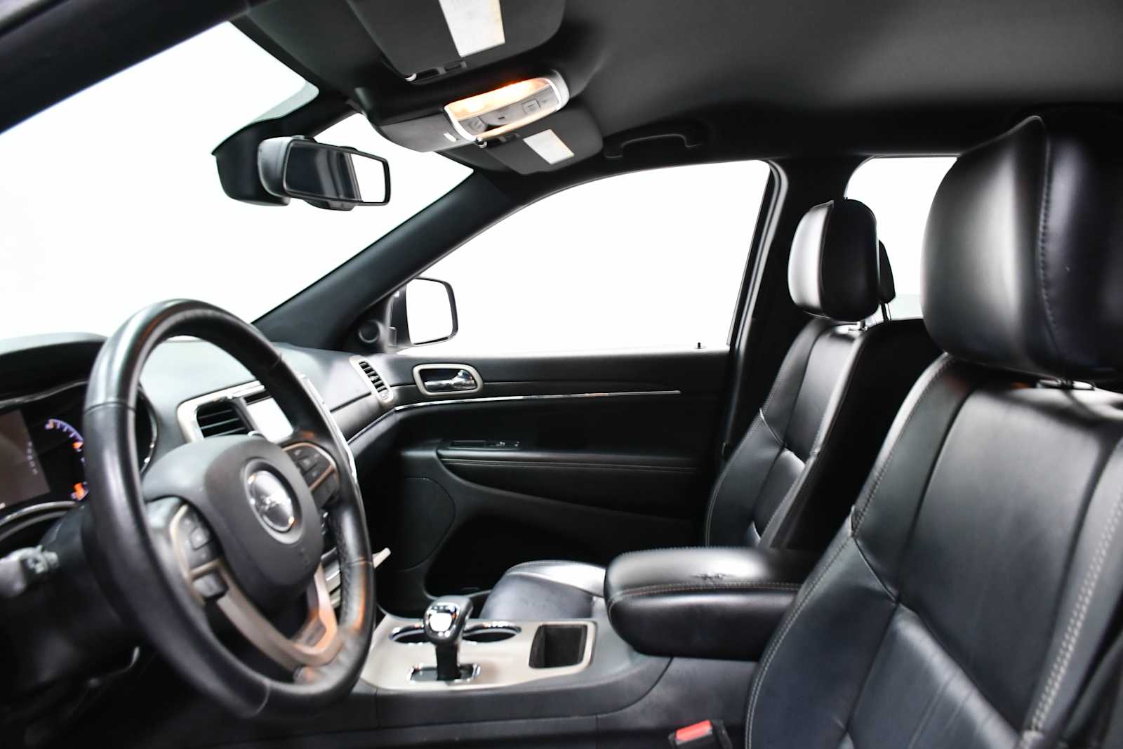 Used 2015 Bright White Clearcoat Jeep Limited image 12