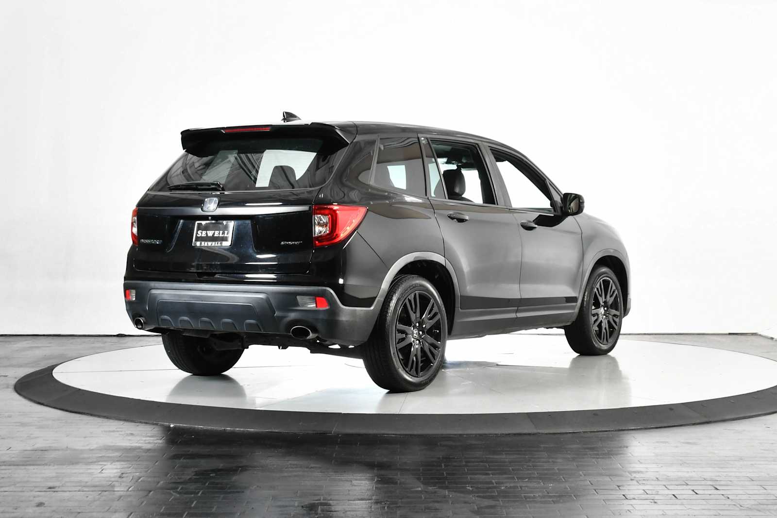 Used 2019 Crystal Black Pearl Honda Sport image 6