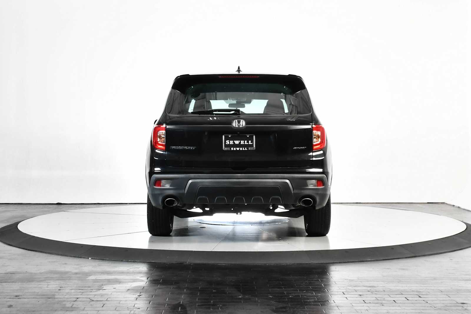 Used 2019 Crystal Black Pearl Honda Sport image 5