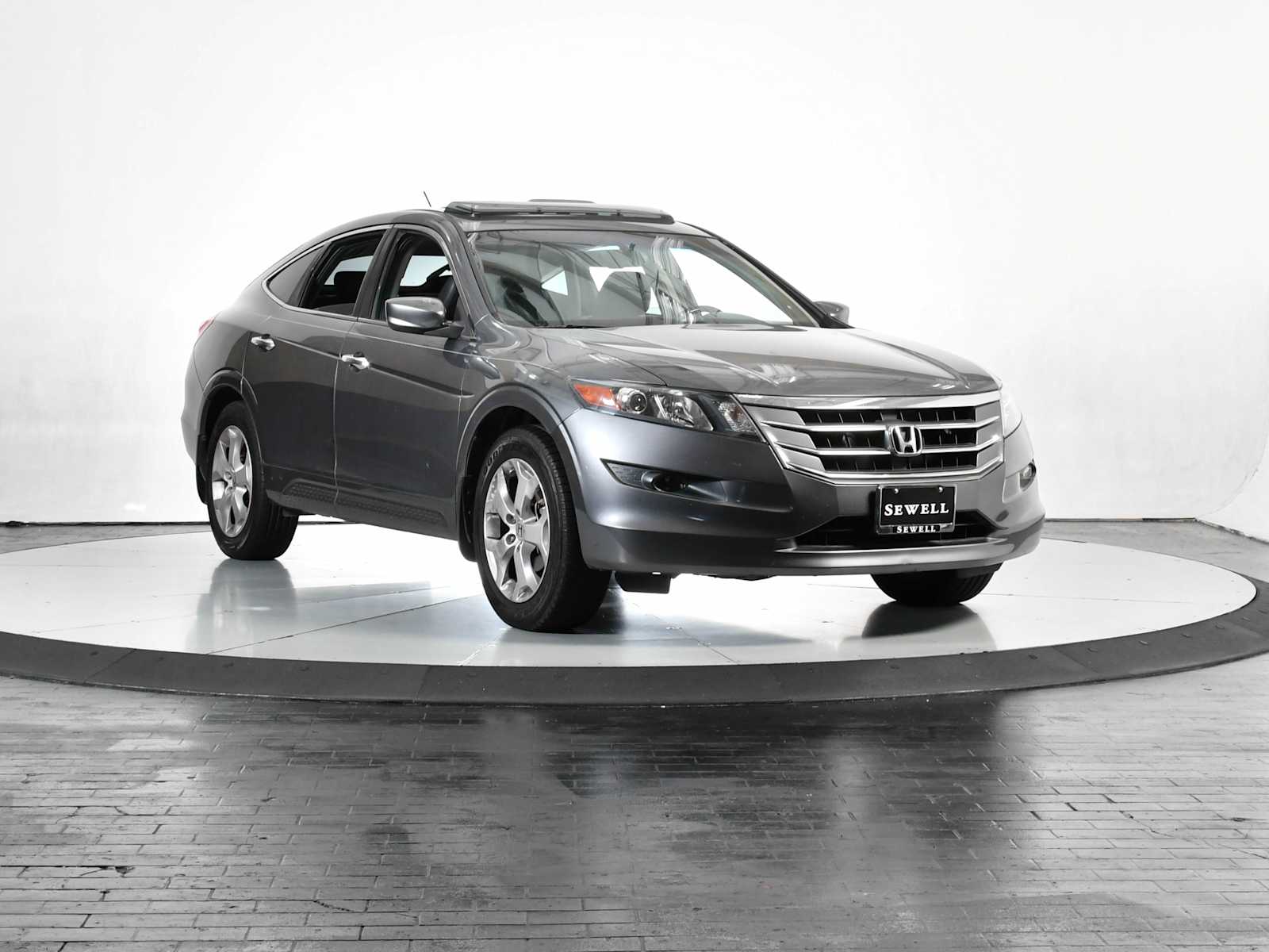 Used 2010 Polished Metal Metallic Honda EX-L image 7