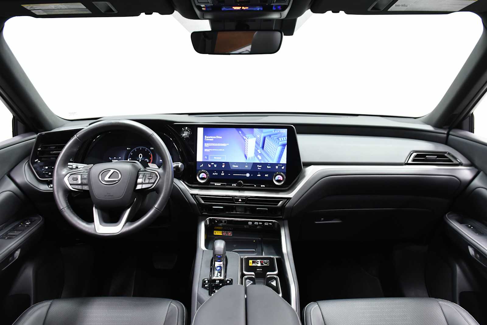 Used 2025 Wind Chill Pearl Lexus Premium image 15