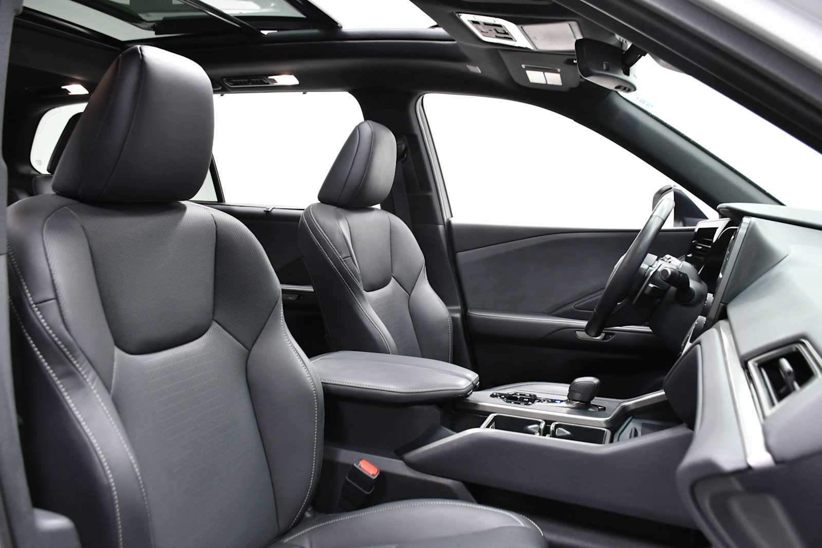 Used 2025 Wind Chill Pearl Lexus Premium image 20