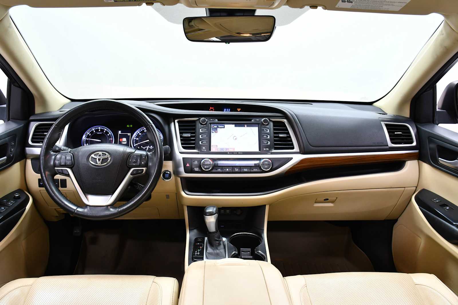 Used 2018 Blizzard Pearl Toyota Limited image 18