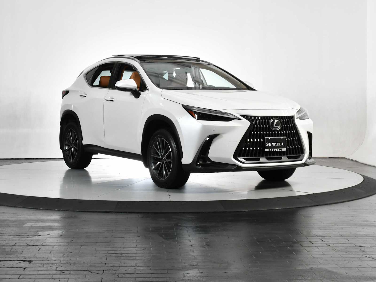 Used 2024 Eminent White Pearl Lexus Luxury image 7