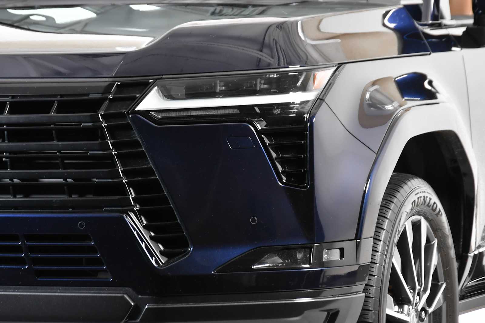 Certified Used 2025 Nightfall Mica Lexus Luxury+ image 9