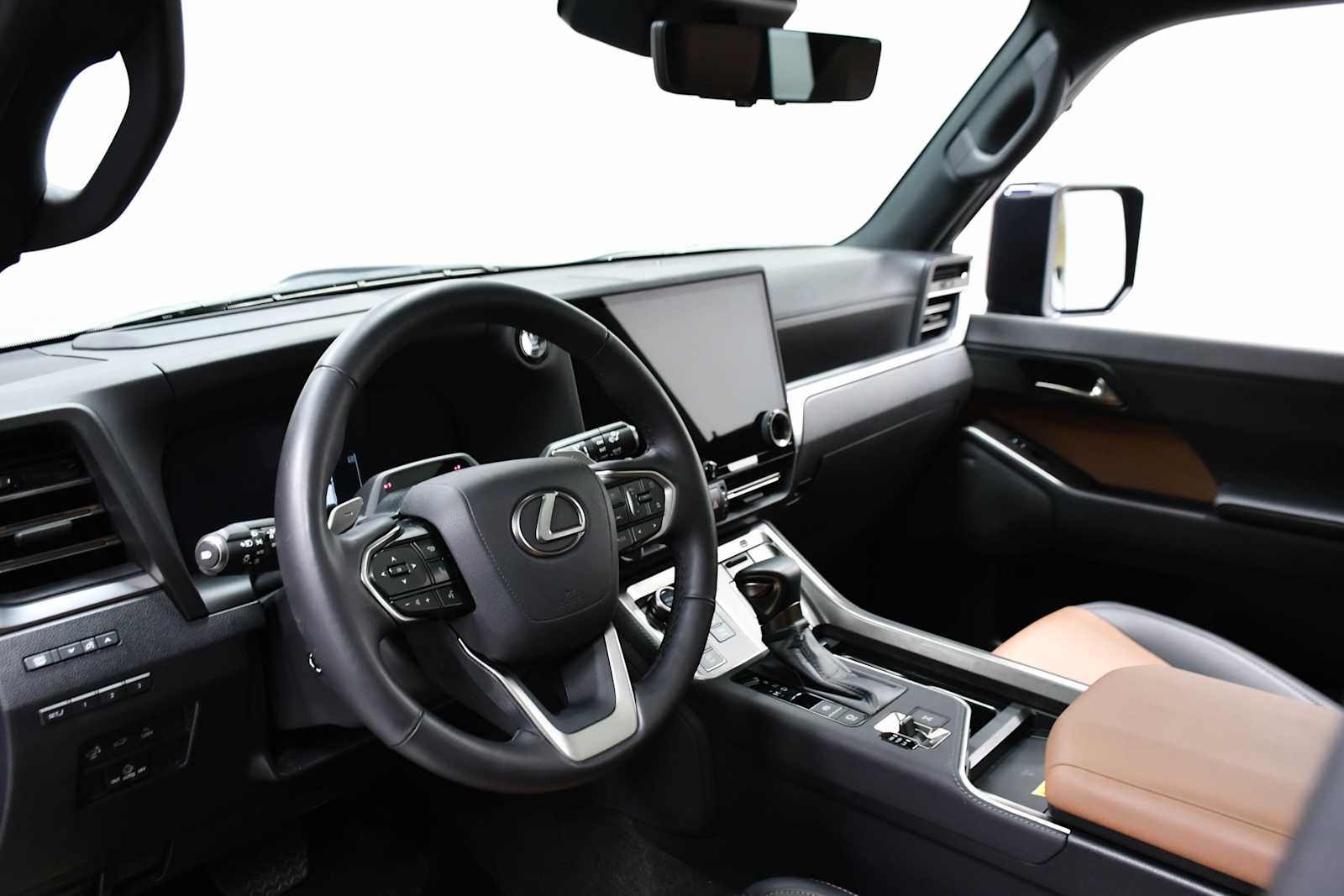 Certified Used 2025 Nightfall Mica Lexus Luxury+ image 12