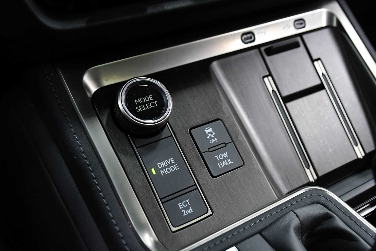 Certified Used 2025 Nightfall Mica Lexus Luxury+ image 20