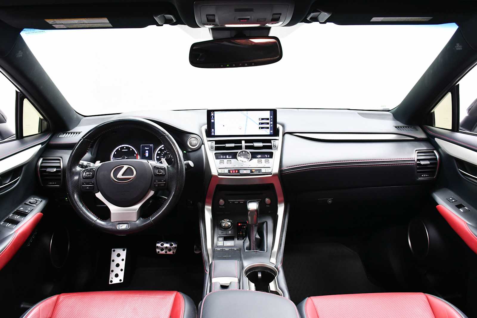 Used 2018 Ultra White Lexus  image 17