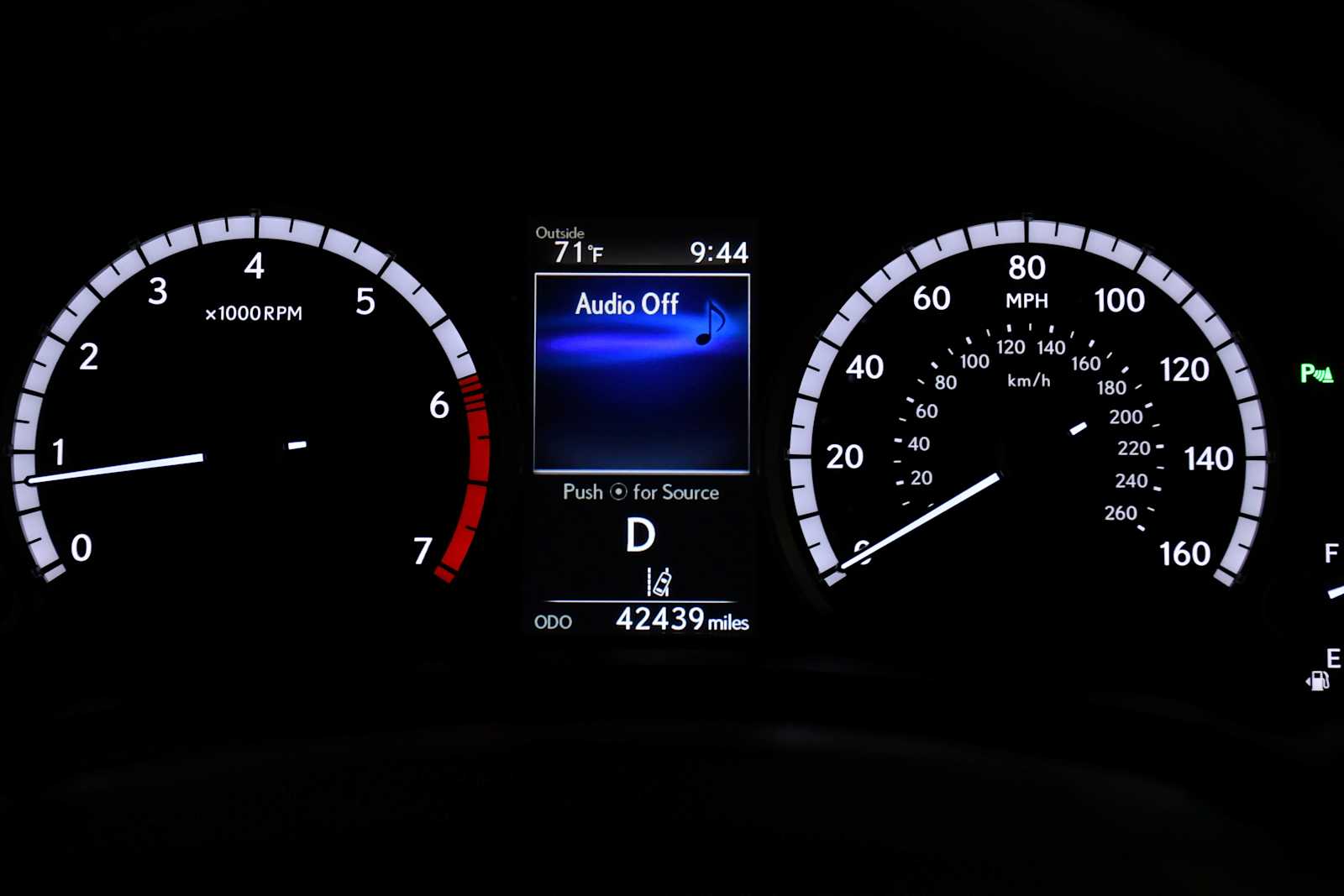 Used 2018 Ultra White Lexus  image 24
