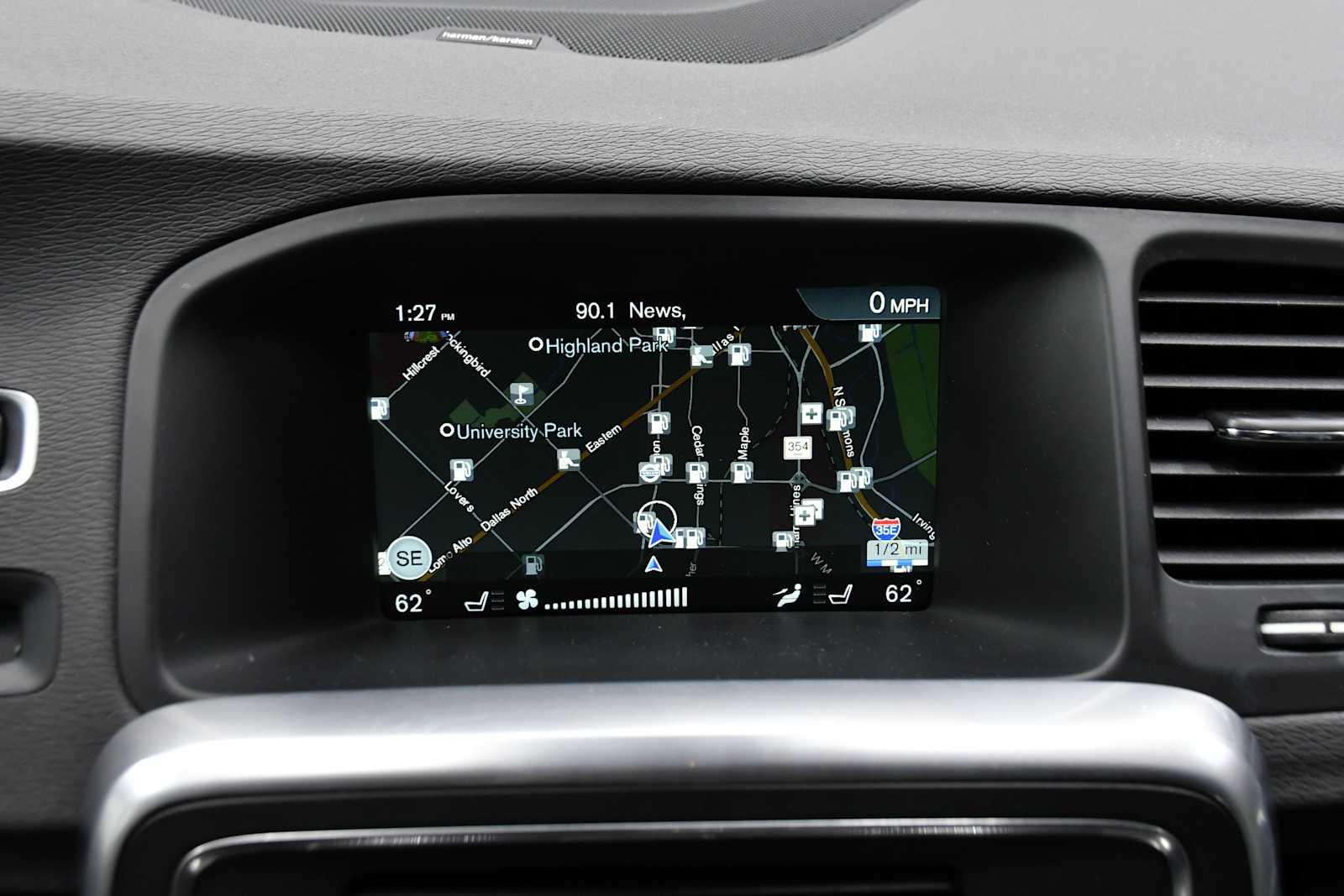 Used 2017 Crystal White Pearl Volvo R-Design Platinum image 18