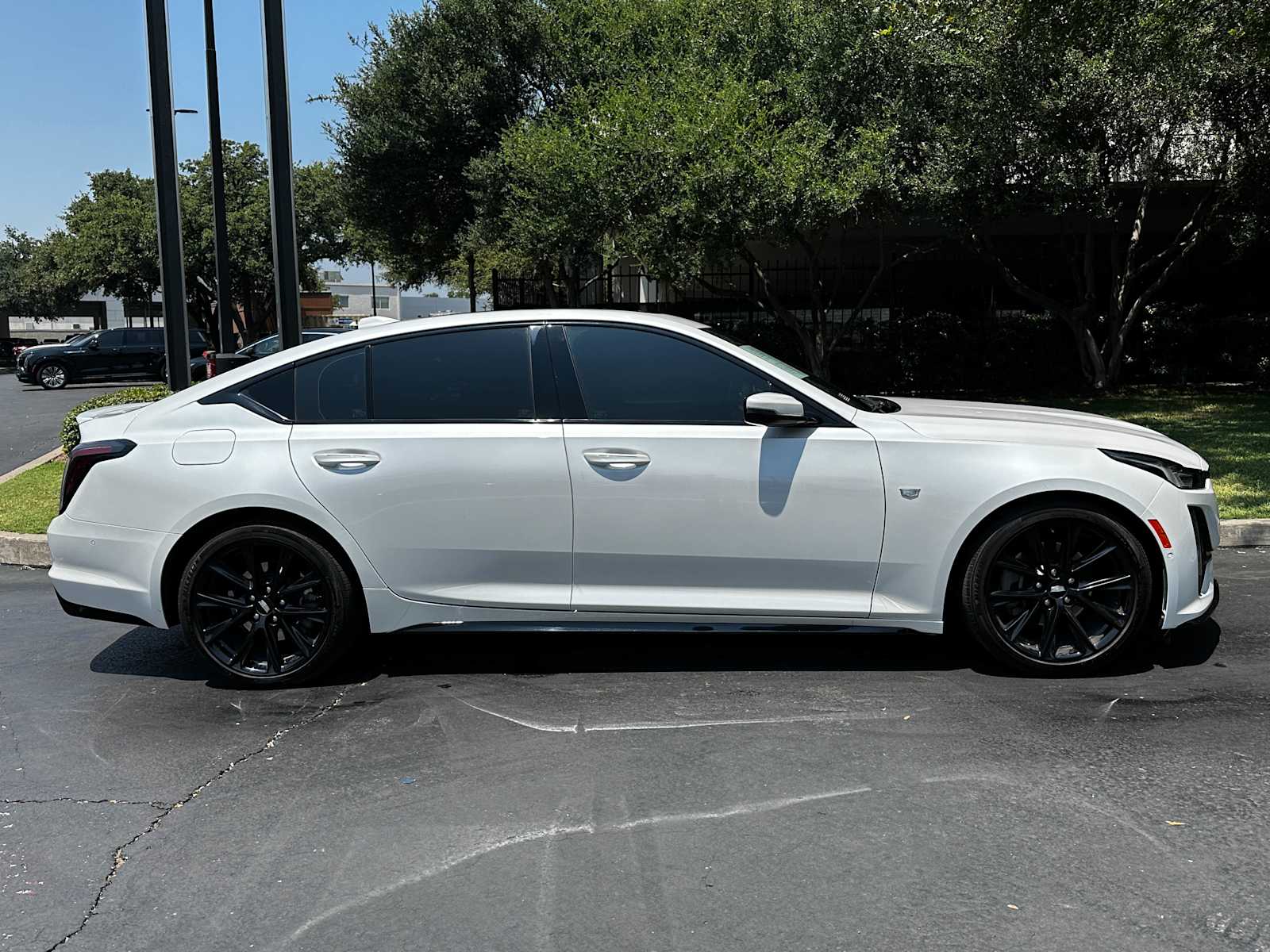 Certified Used 2023 Crystal White Tricoat Cadillac Sport image 6