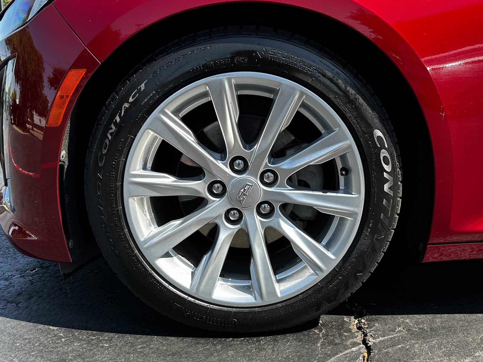Used 2021 Infrared Tintcoat Cadillac Luxury image 7