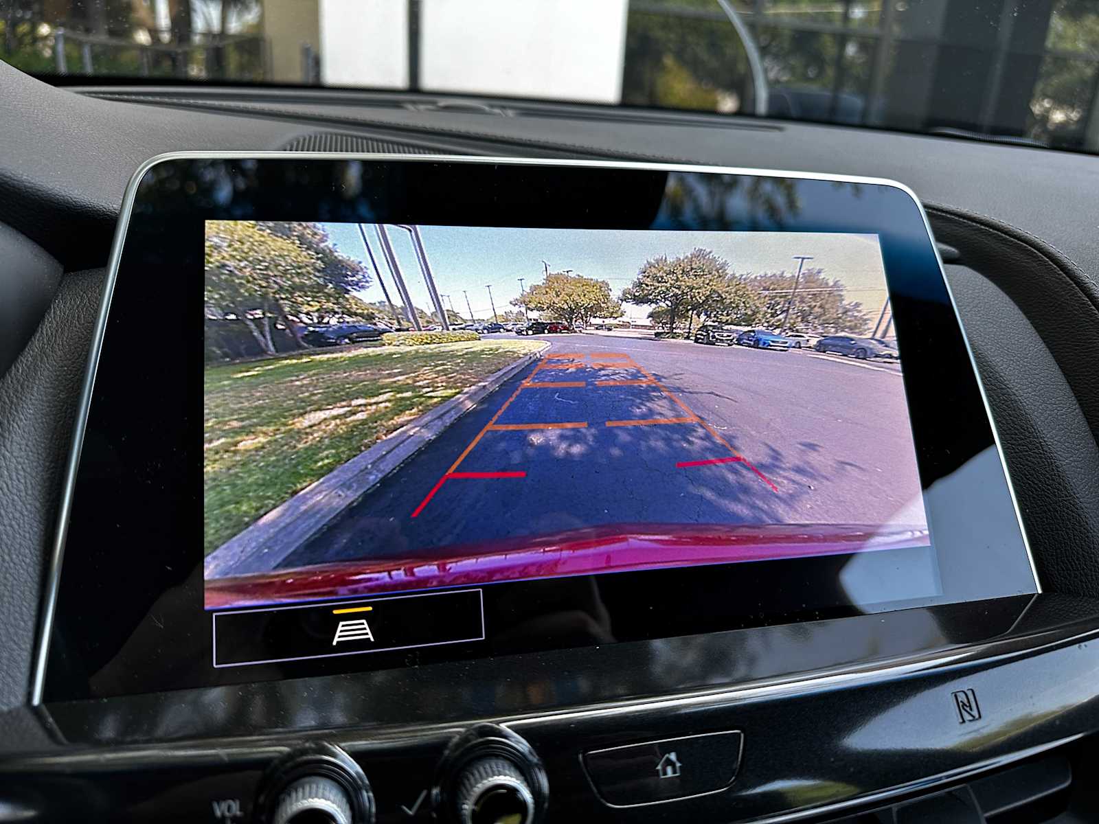 Used 2021 Infrared Tintcoat Cadillac Luxury image 12