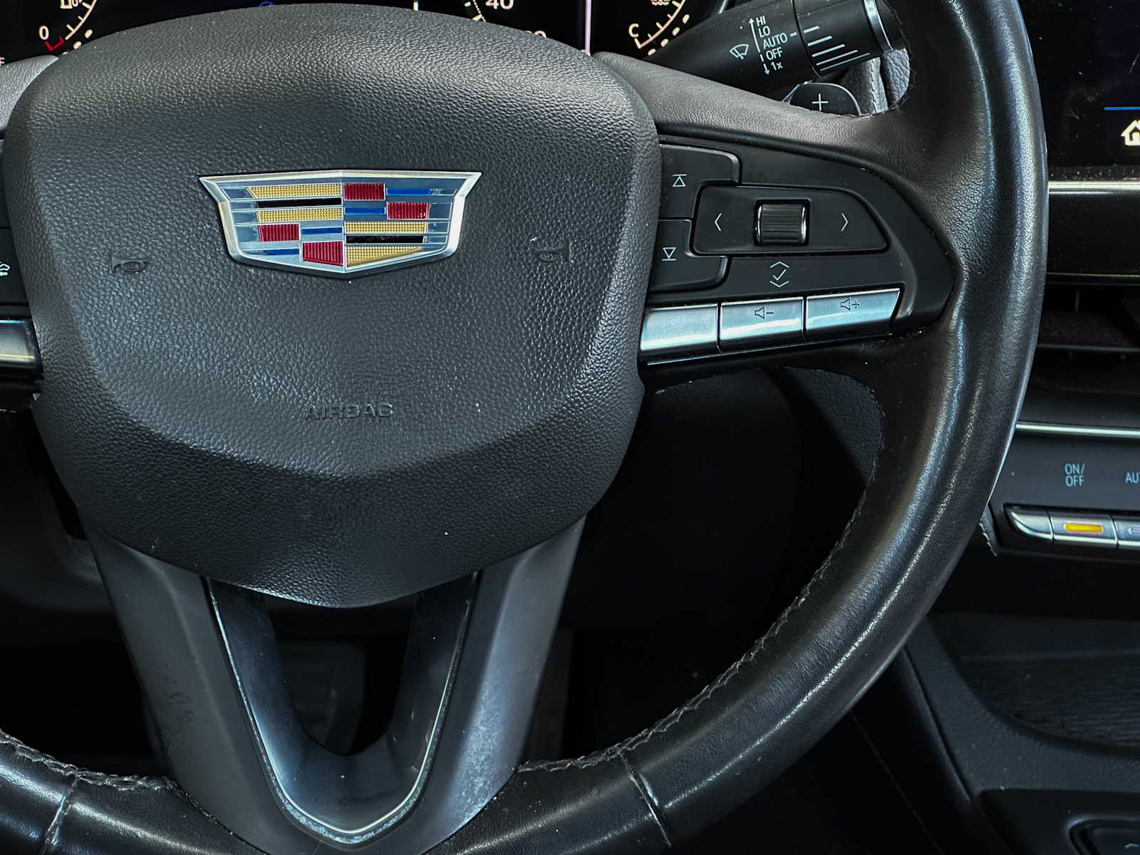 Used 2021 Infrared Tintcoat Cadillac Luxury image 20