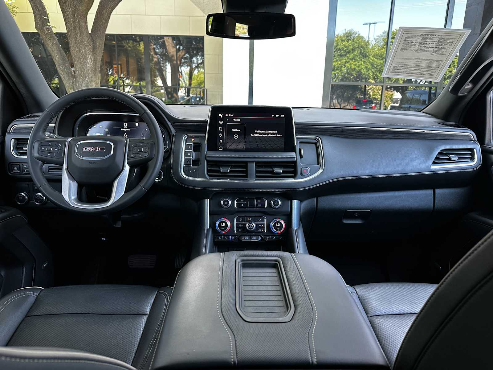 Used 2023 White Frost Tricoat GMC SLT image 18
